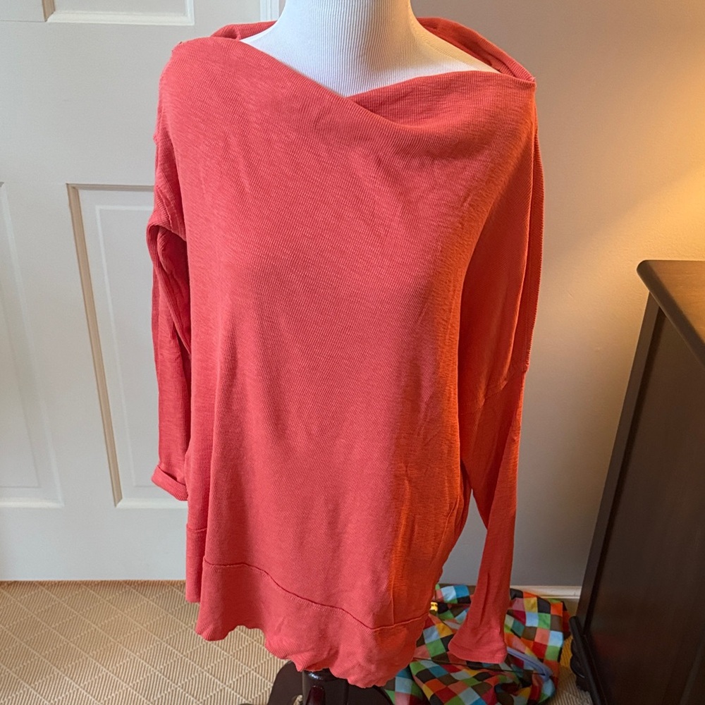 We The Free Free People Coral Orange off Shoulder Top sz S